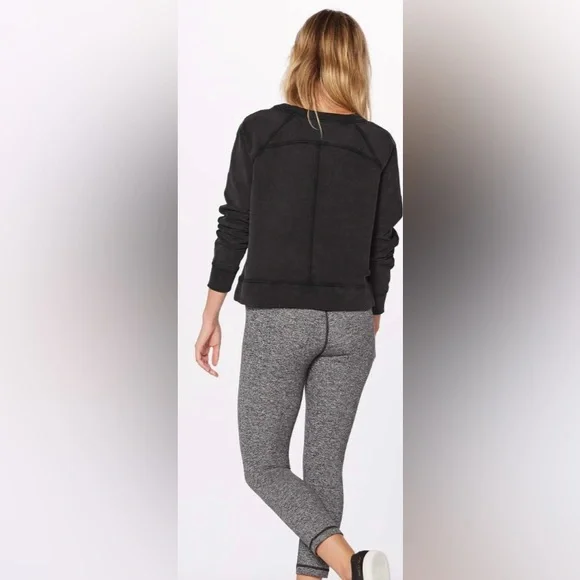 Lululemon  Loop Back Crew    NWOT   Black  size 12 - Picture 11 of 14